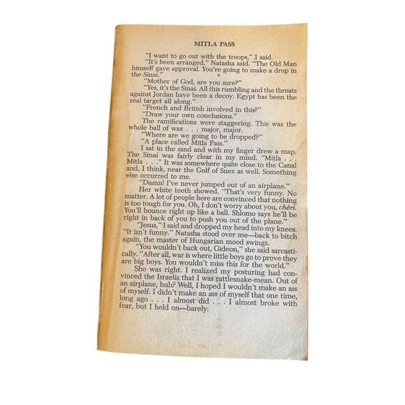 Mitla Pass by Leon Uris Paperback Book Novel 1989 - Picture 1 of 12